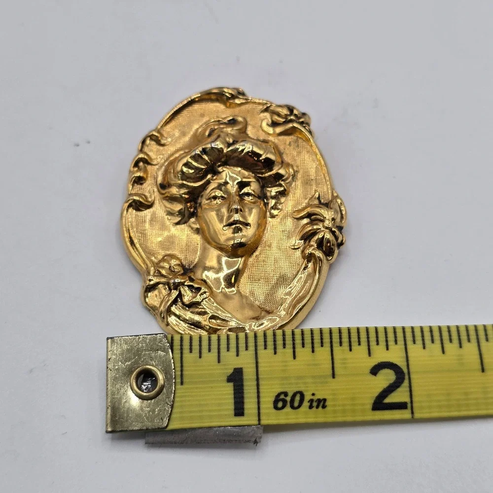 Vintage Art Nouveau Style Gibson Girl Brooch Gold Tone Lady Portrait Pin Cameo